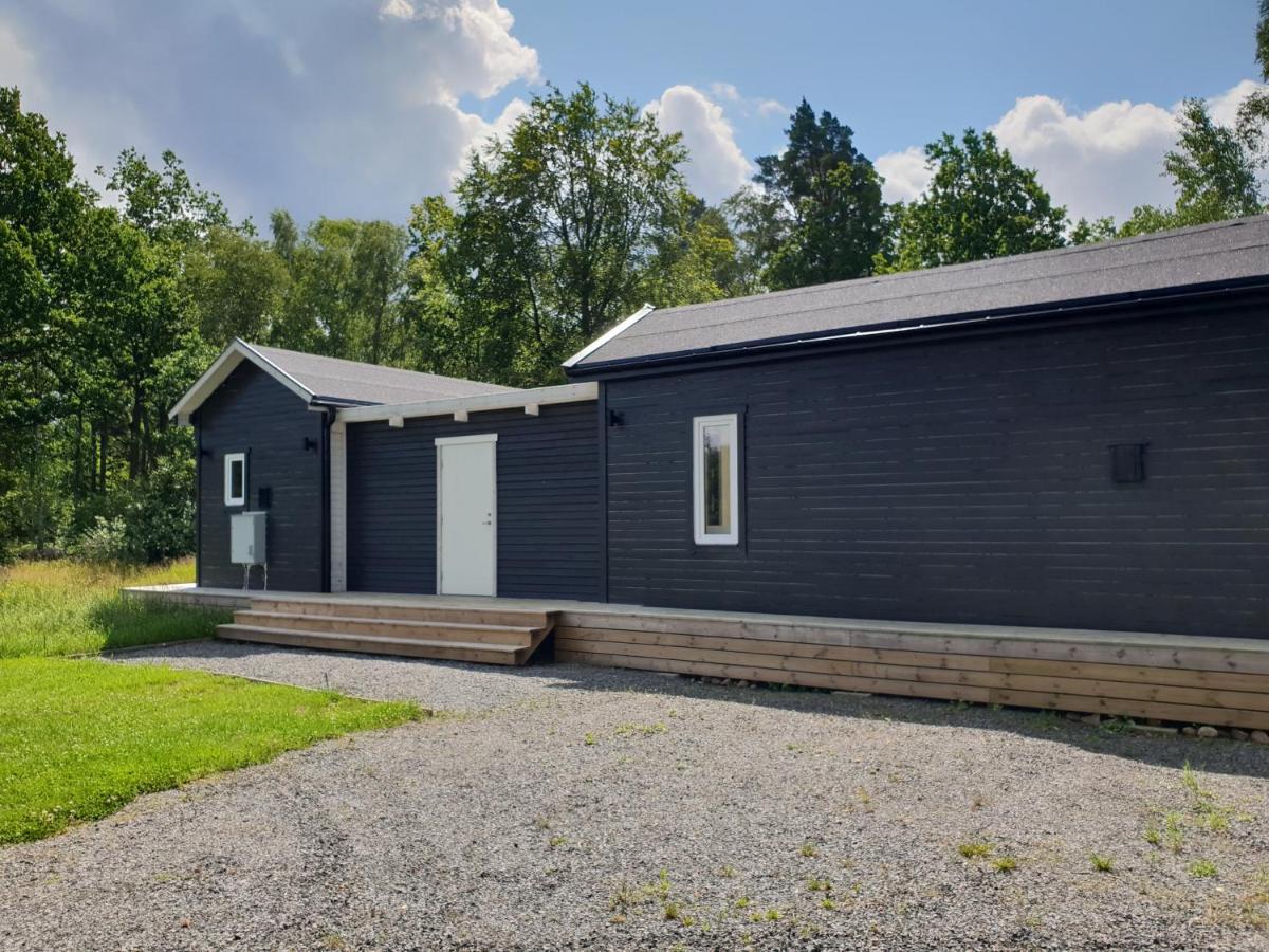 Cabin In The Forest With Spa Bath Västra Torup Eksteriør billede