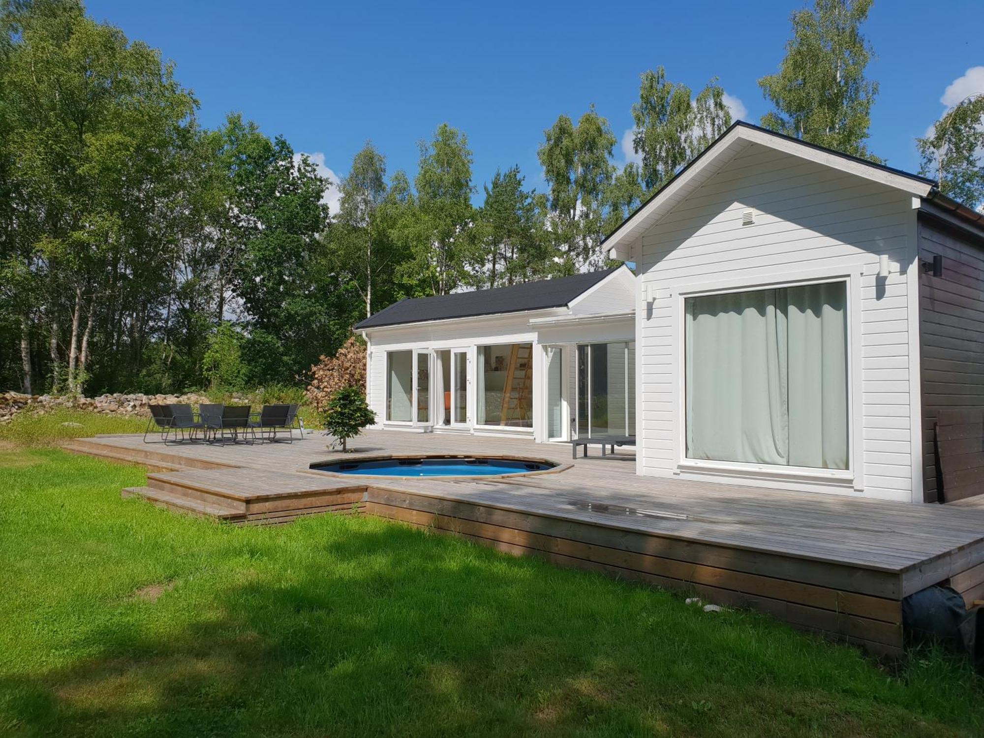 Cabin In The Forest With Spa Bath Västra Torup Eksteriør billede